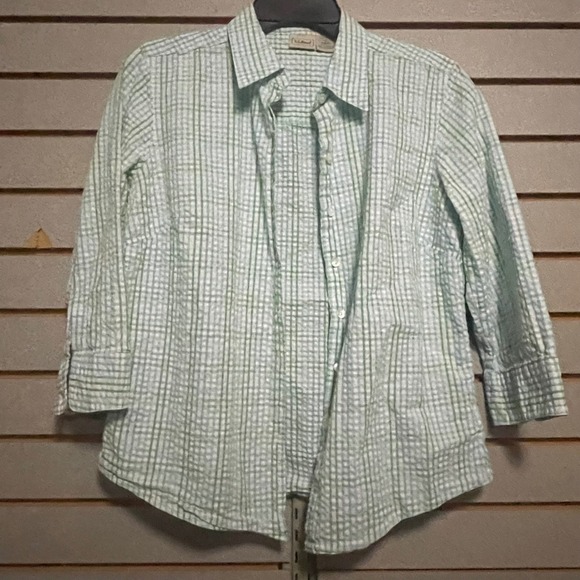 L.L. Bean Tops - LL Bean Womens Small Green Blue Plaid‎ Seersucker 3/4 Sleeve Button Down Shirt